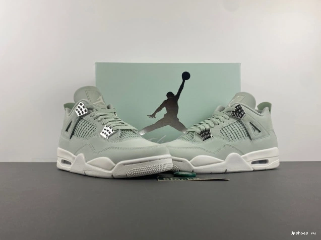 Seafoam  4  Jordan HV0823-003 Sail  Retro 0410